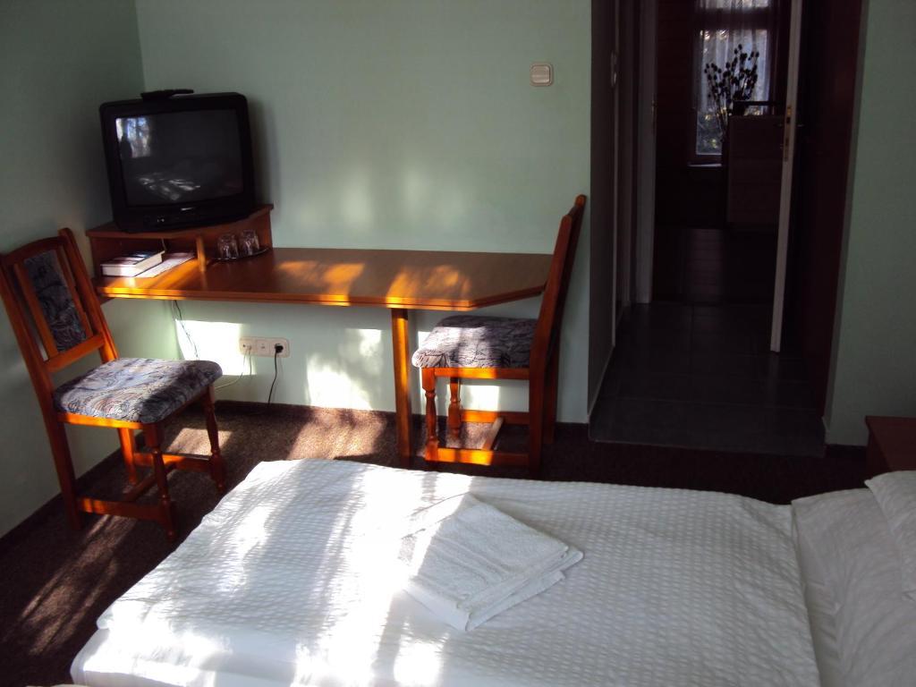 Bed and Breakfast Fuezi Panzio Sopron Pokój zdjęcie